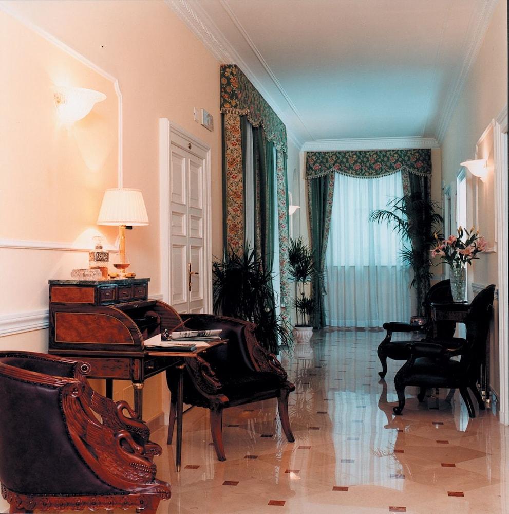 Hotell Cellini 3*